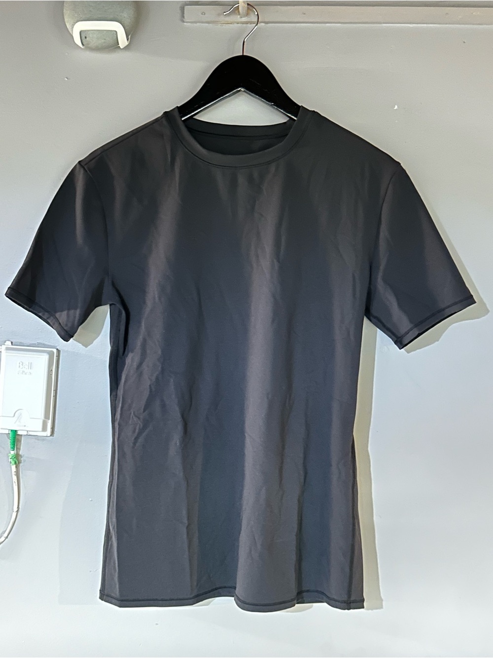 Men’s skims flex slim t shirt M